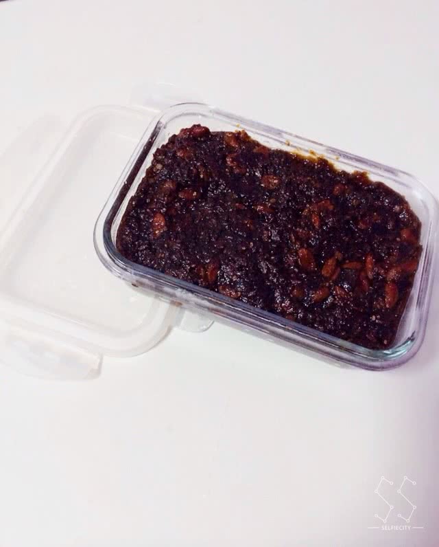 枸杞大枣姜丝红糖膏的做法图解3