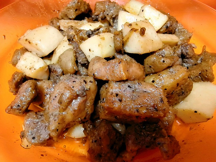 黑胡椒杏鲍菇牛肉粒的做法