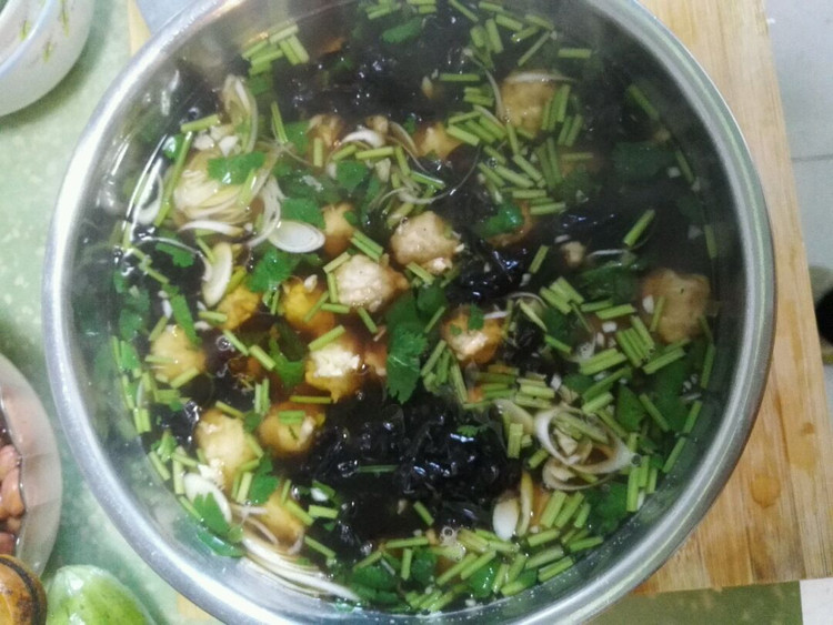 鲜丸子汤（鲁菜系：单县版）的做法