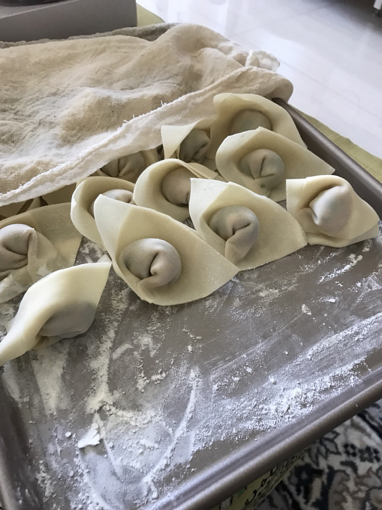 苋菜鲜肉馄饨的做法