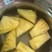 菠萝酱的做法图解1