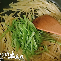 顺家私房菜——蚝油青椒土豆丝的做法图解9