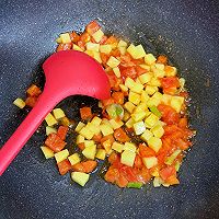 番茄土豆烩饭的做法图解4