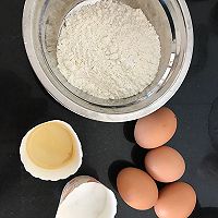 戚风蛋糕的做法图解1