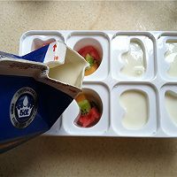 三色水果酸奶棒冰的做法图解6