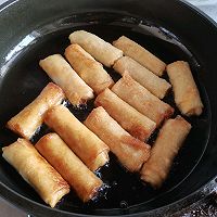 炸春卷—韭黄鸡蛋馅的做法图解5