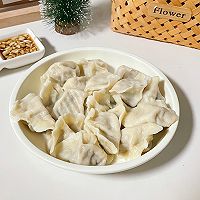 #最是家乡味 冬至大如年#牛肉芹菜饺子的做法图解12