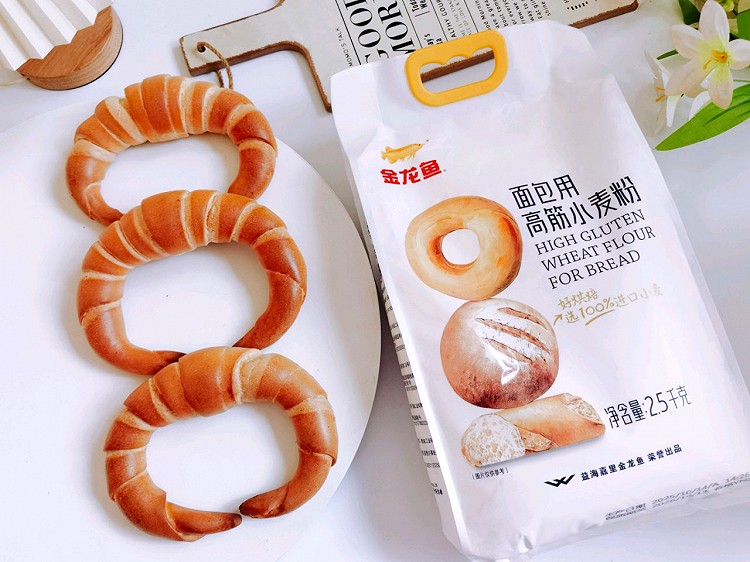 椒盐脆皮牛角包的做法