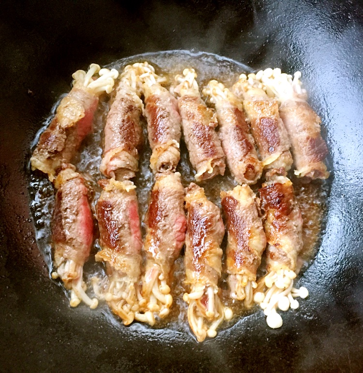 肥牛金针菇香香卷的做法图解9