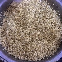 卤肉蛋黄粽的做法图解2