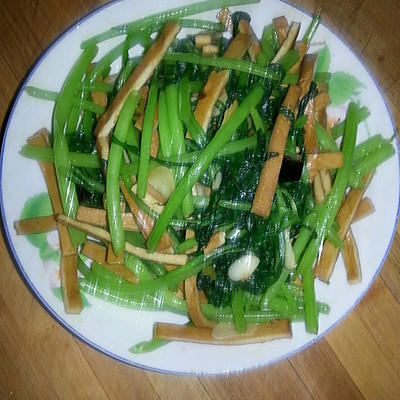 茼蒿炒豆干