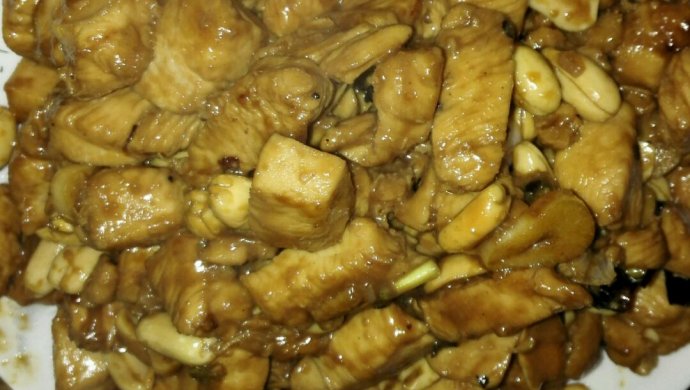 宫保鸡丁(川派)
