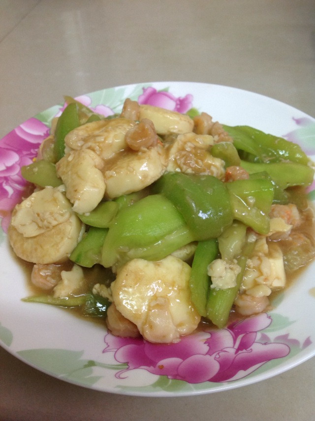 丝瓜豆腐虾的做法