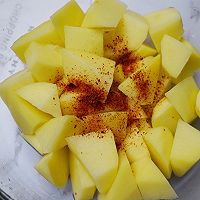 孜然烤薯角的做法图解2