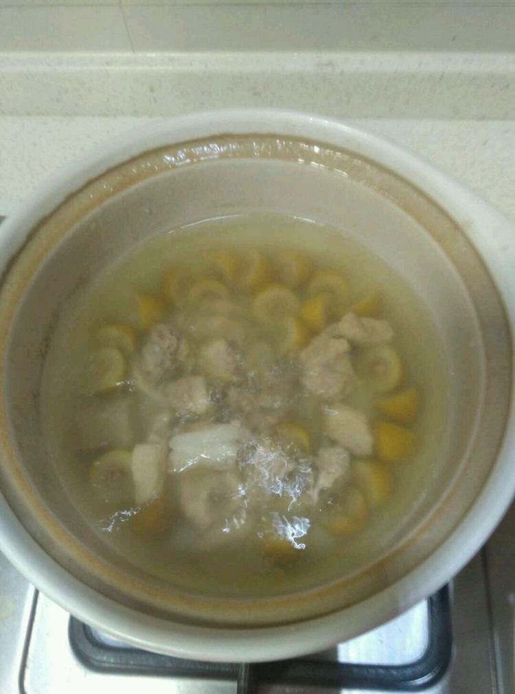 橄榄排骨汤的做法