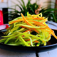 #憋在家里吃什么#香拌莴笋胡萝卜丝的做法图解4