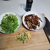 芹菜炒香干的做法图解4