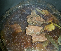 五香牛肉的做法