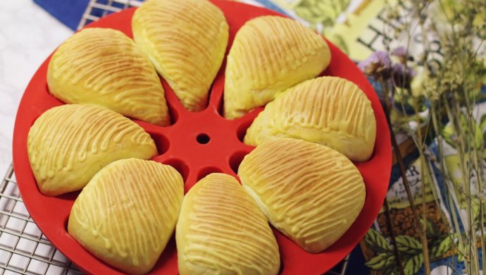 红薯酥皮小面包
