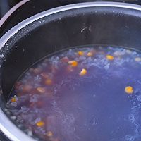 #本周热榜#紫薯玉米粥的做法图解1