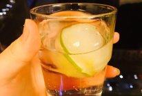 冰球苏打/雪碧/蜂蜜/鸡尾酒的做法