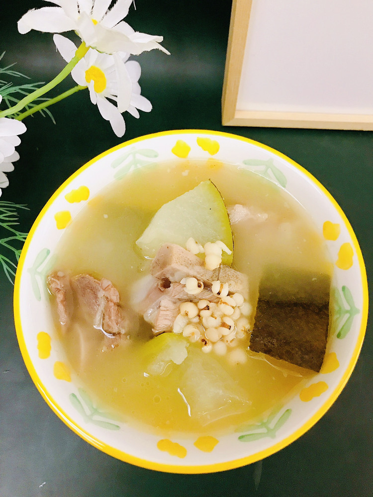 祛湿冬瓜薏米猪骨汤的做法