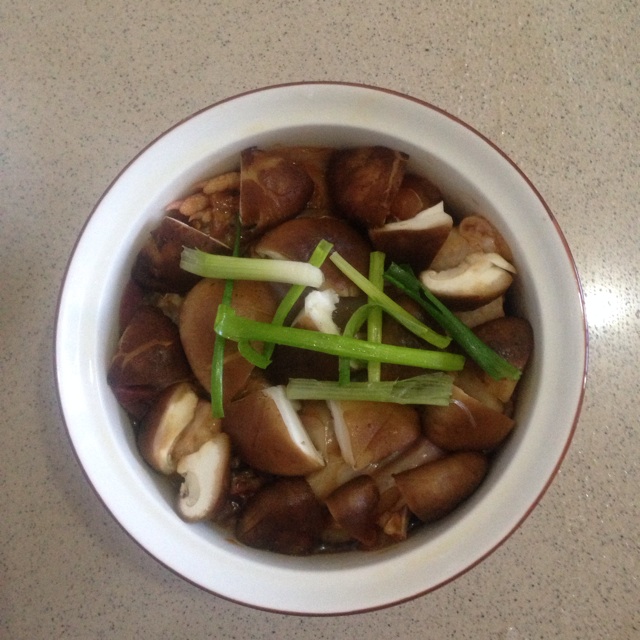 冬菇蒸鸡的做法图解2