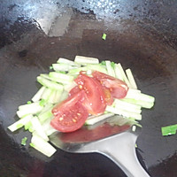 西瓜皮番茄汤的做法图解7