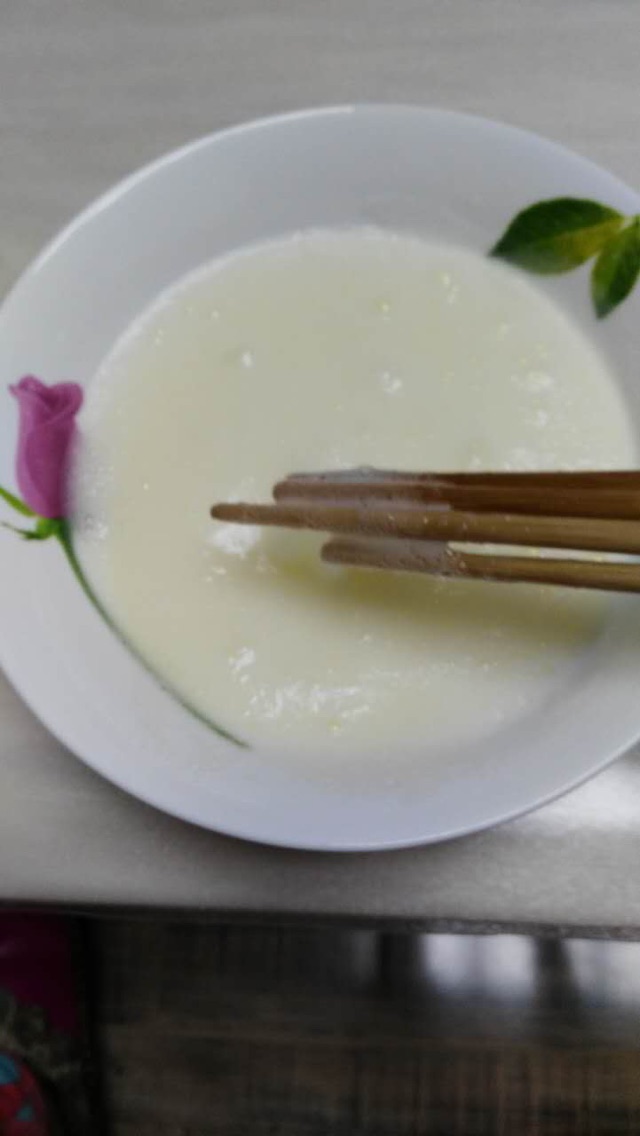 小喵电饭煲做蛋糕的做法图解2
