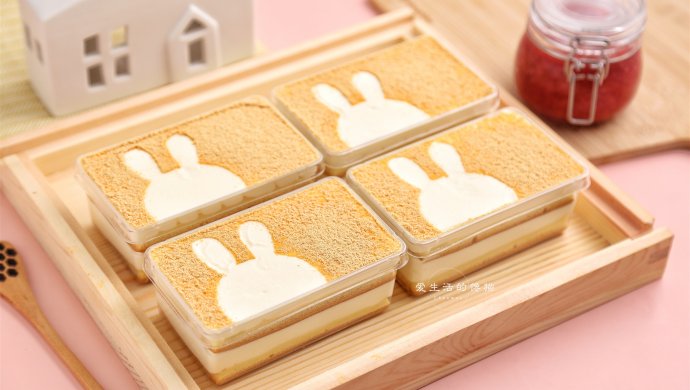 兔兔豆乳奶油盒子