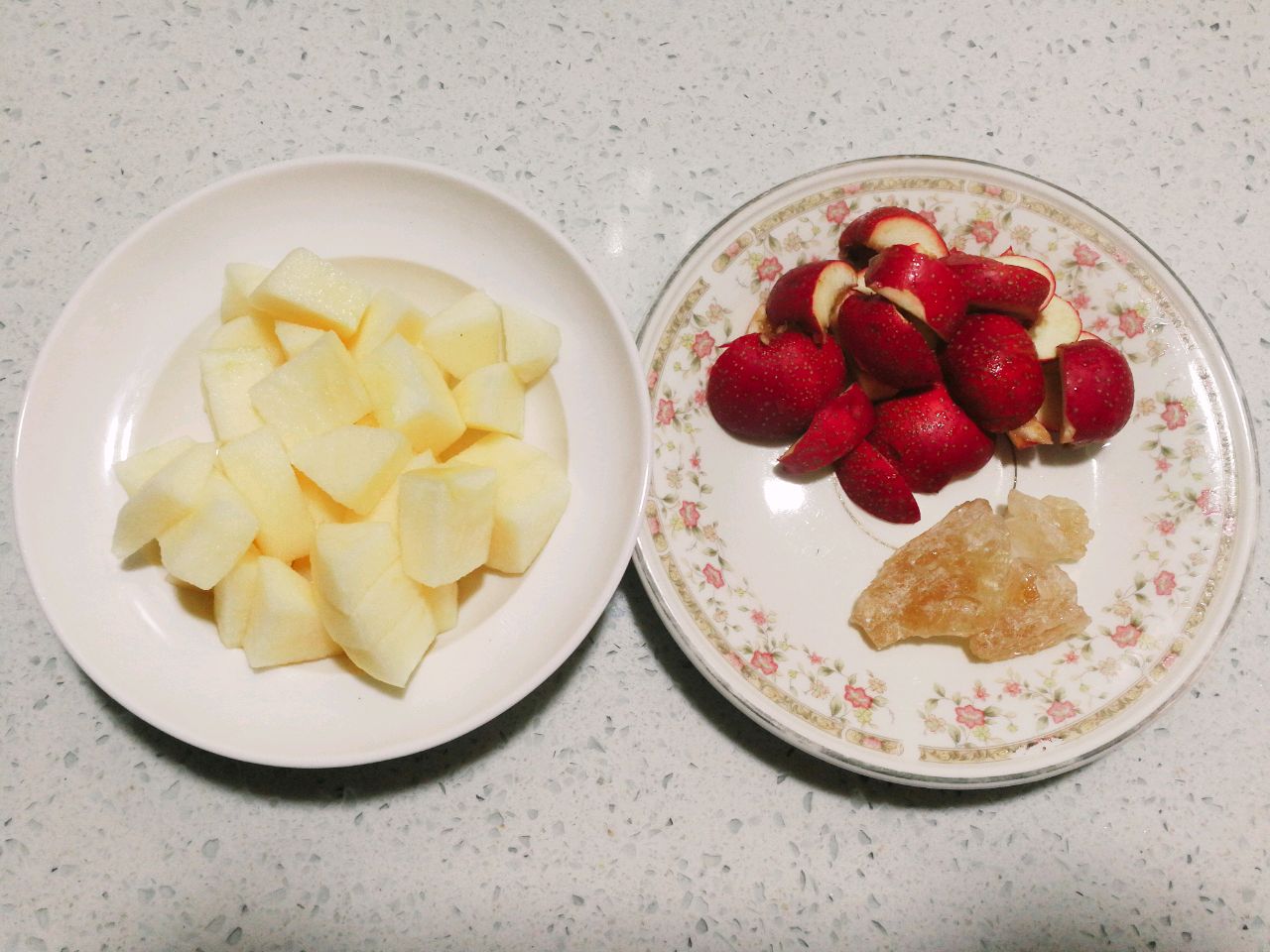 冰糖苹果怎么做_冰糖苹果的做法_豆果美食