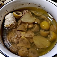橄榄鲍鱼炖猪骨汤的做法图解6