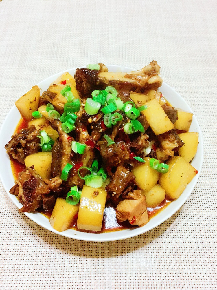 红烧土豆鸡的做法