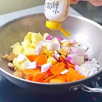 老干妈焖饭的做法图解5