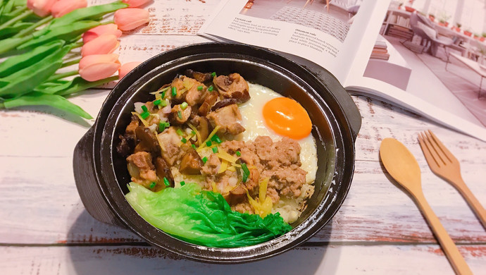 咸鱼肉饼排骨煲仔饭