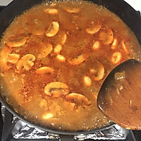 俄罗斯名菜：斯特罗加诺夫牛肉的做法图解7
