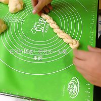 奶香松软麻花教程的做法图解7