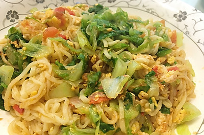 简易番茄鸡蛋炒面