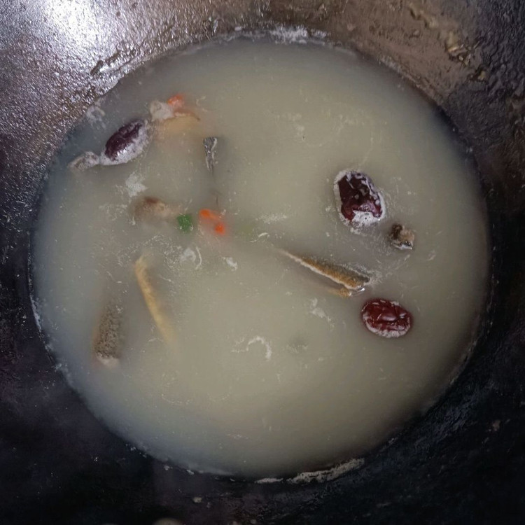 泥鳅汤的做法