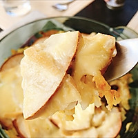 地道瑞士美食——奶酪焗香煎土豆饼的做法图解7