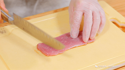 咖喱烤猪排饭【宝宝辅食】的做法图解1