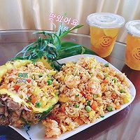 菠萝鲜虾炒饭的做法图解11