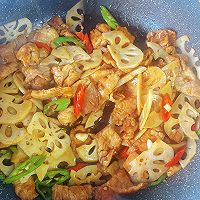 莲菜炒肉的做法图解4