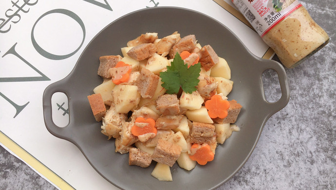 鸡肉苹果沙拉