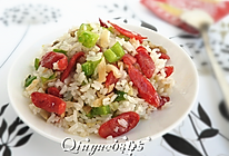 腊肠苦瓜榨菜炒米饭–乌江榨菜的做法