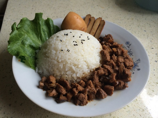 改良版纯瘦肉卤肉饭