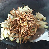 黄花菜炒冬瓜的做法图解10