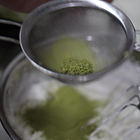 瑞士抹茶蛋糕卷的做法图解9