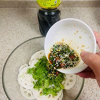 #素食主义#凉拌捞汁藕片的做法图解6
