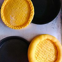 #西班牙橄榄西餐创意菜#西班牙黑橄榄金枪鱼披萨的做法图解12